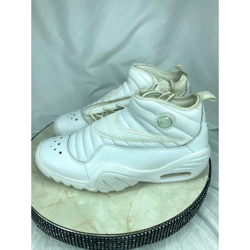 Nike Air Shake Ndestrukt Basketball Shoes Mens 10 Triple White High Top Sneakers